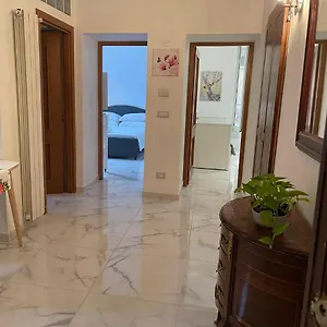  Apartment Flowers In Italy