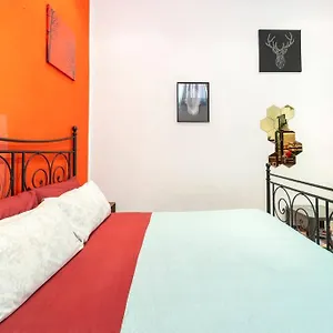 And Cozy Loft With Courtyard Bologna